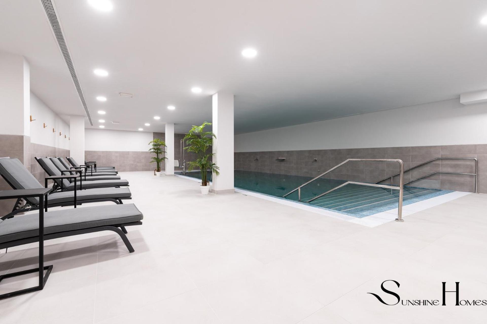 Luxury 2 Bedroom Apartment, Pools, Sauna, Gym & More MIJAS COSTA Bagian luar foto