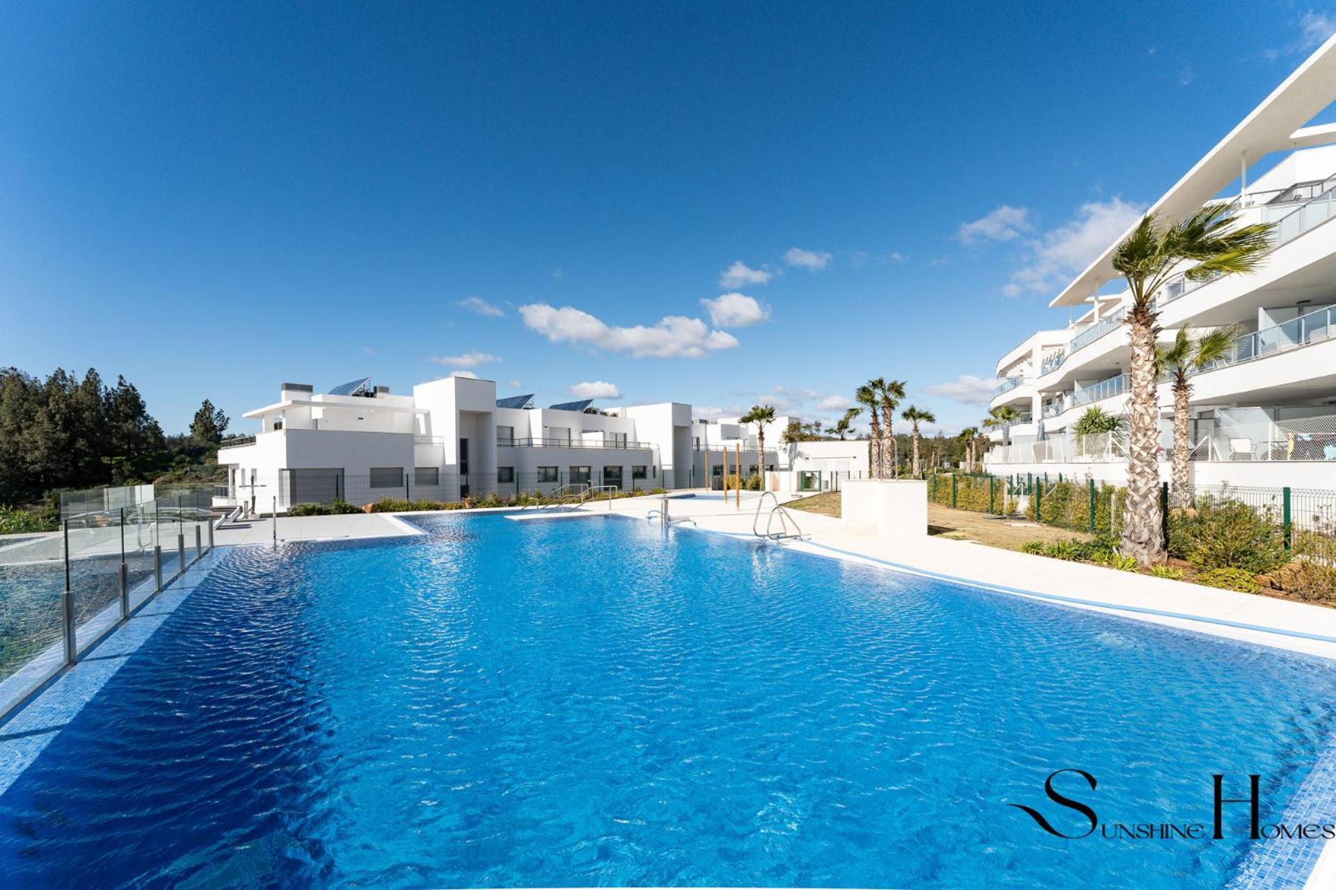 Luxury 2 Bedroom Apartment, Pools, Sauna, Gym & More MIJAS COSTA Bagian luar foto