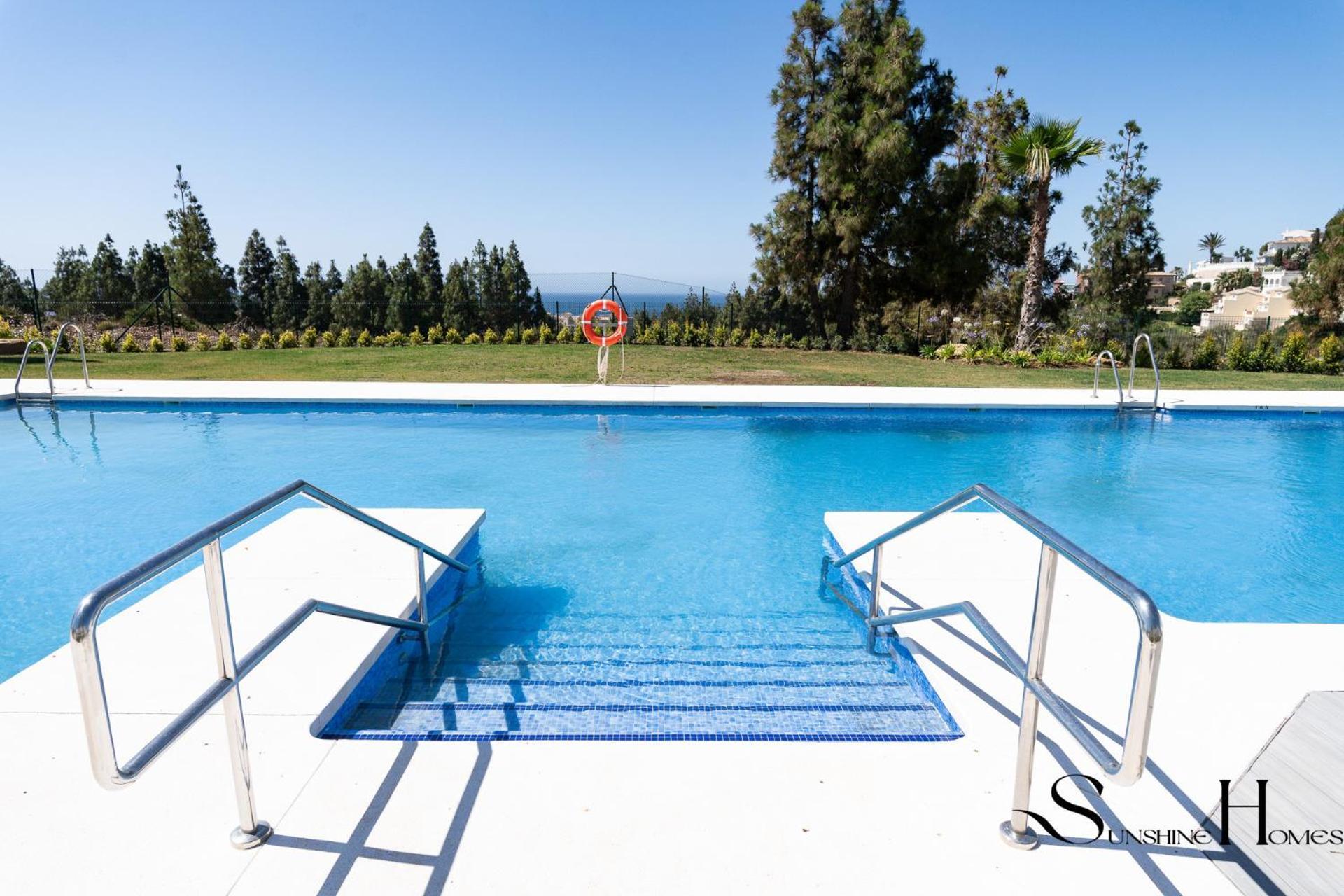 Luxury 2 Bedroom Apartment, Pools, Sauna, Gym & More MIJAS COSTA Bagian luar foto